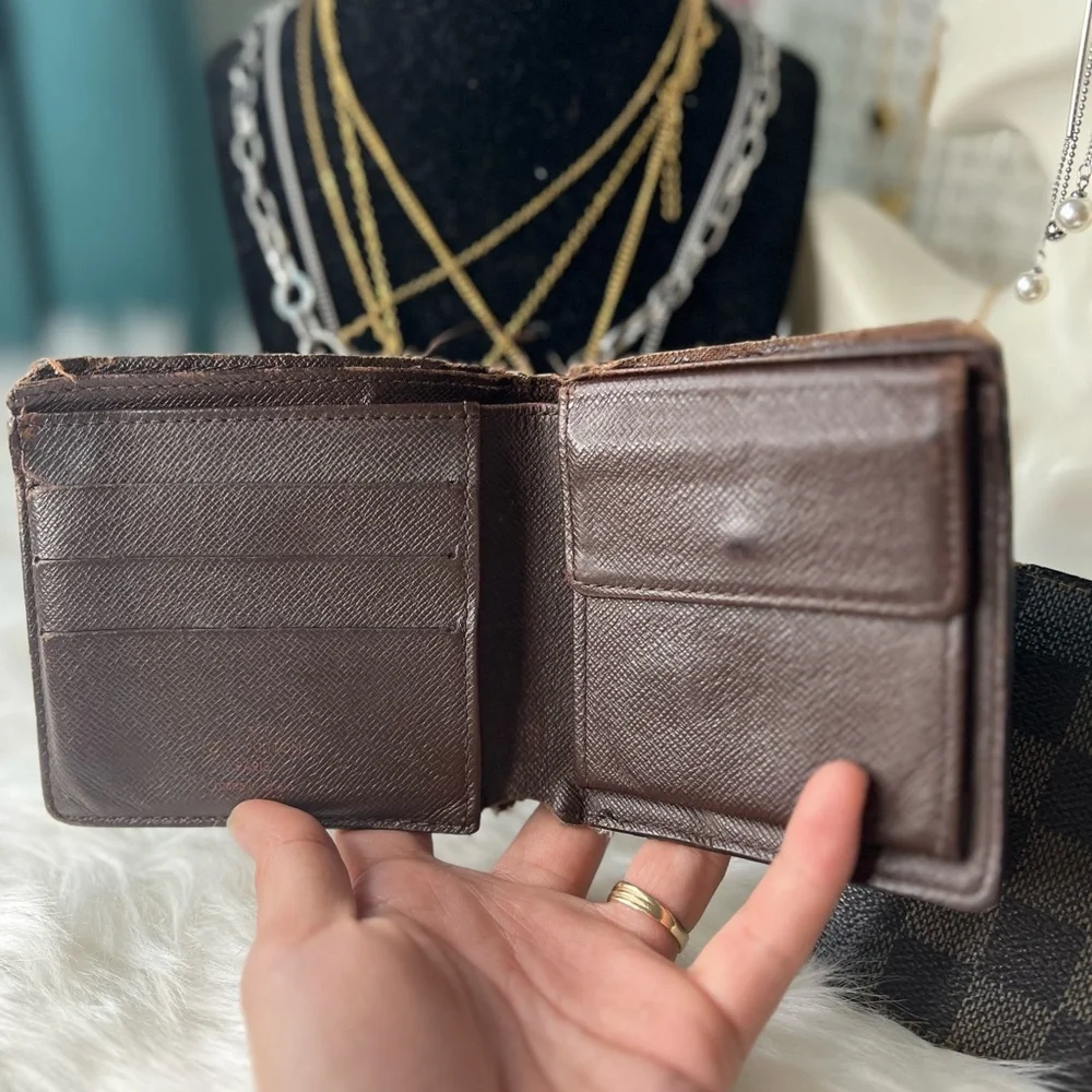 2 Louis Vuitton Mens Wallet - Picture 6 of 12